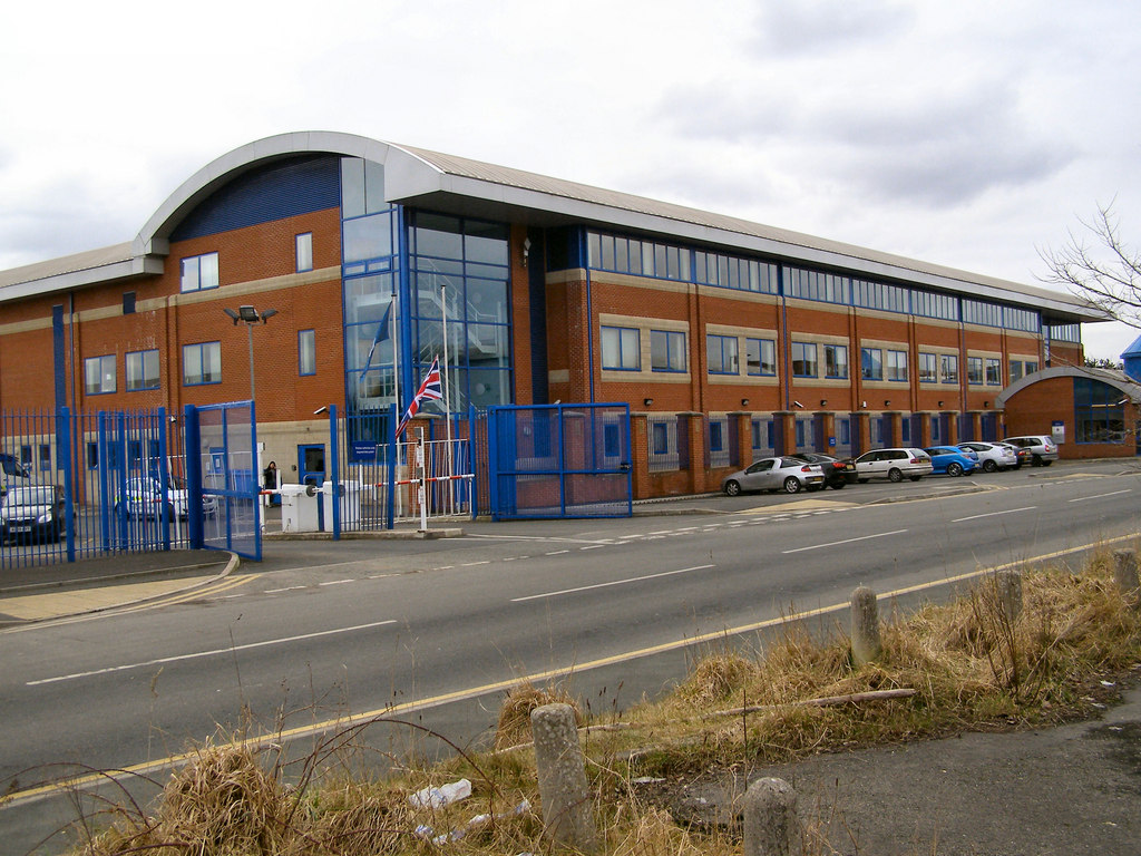 Bolton_Police_Station_-_geograph.org.uk_-_1708853